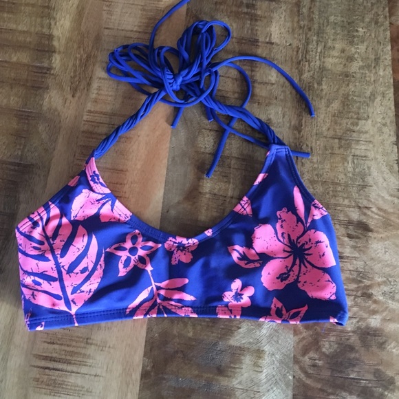 Forever 21 bathing suit top