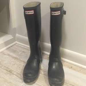 Hunter black tall rain boots size 8