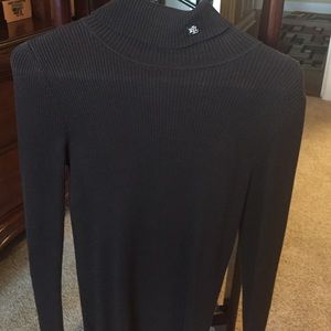 Brown turtleneck Ralph Lauren lightly worn