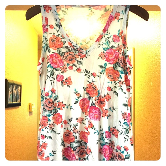 Floral tunic tank