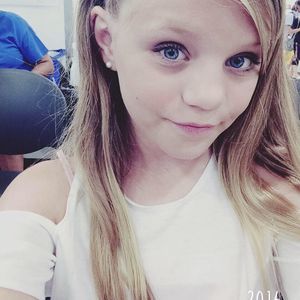 Meet your Posher, Abby