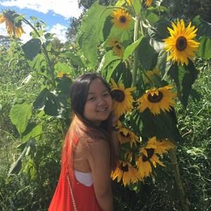 Meet your Posher, Sylvia