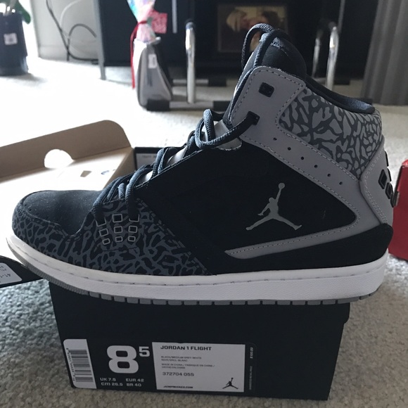 Jordan 1 Flight Black and Gray MEN size 8.5
