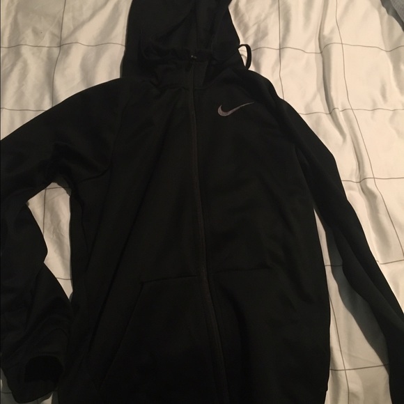 NWOT Men's Black Nike Hoody