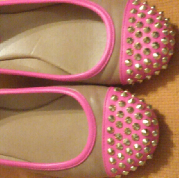 EUC Candies Tan & Pink Studded  Ballerina Flats size 6.5 - Picture 1 of 4