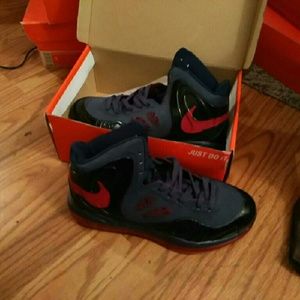 NIKE AIR MAX HYPERPOSITE MENS