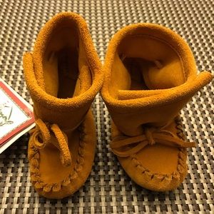 Hiawatha by Bastien Industries Moccasins