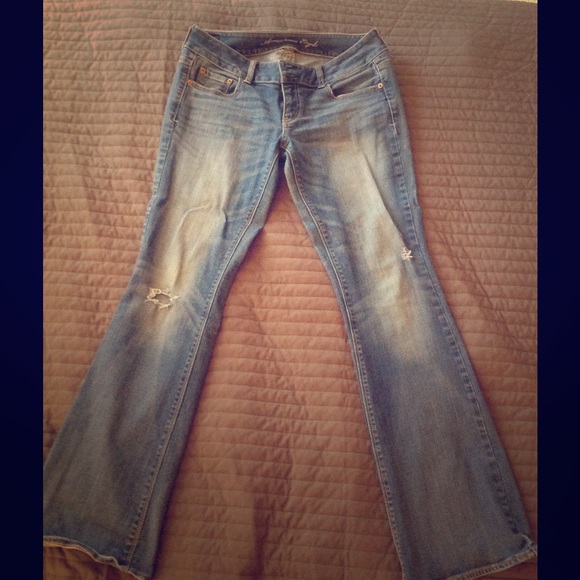 AE artist jeans