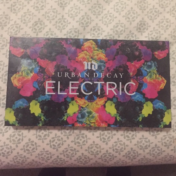 Urban decay Electric palette