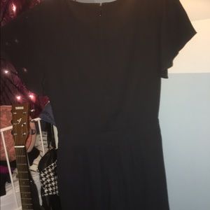 Express short sleeve romper w pockets