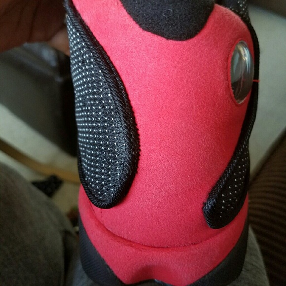 Air jordans retro 13's "bred" - Picture 3 of 4