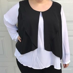 PLUS Eloquii Flowy Black & White Overlay Blouse