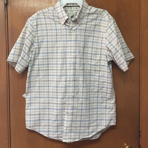 4 Men's Button Down shirts