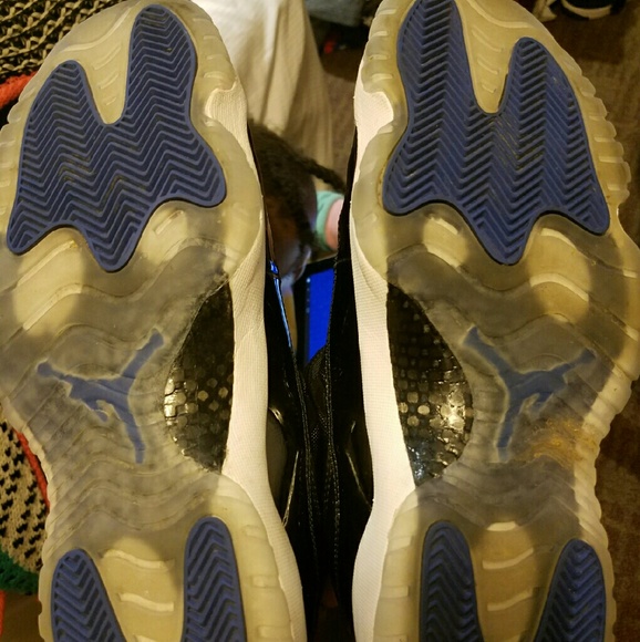 Air jordan space jams 2009 release - Picture 4 of 4