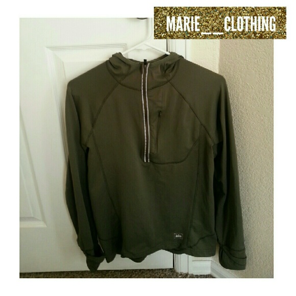 Rei Jackets & Blazers - Rei Navy-Green Quarter-Zip Jacket
