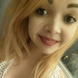 Meet your Posher, Hailey