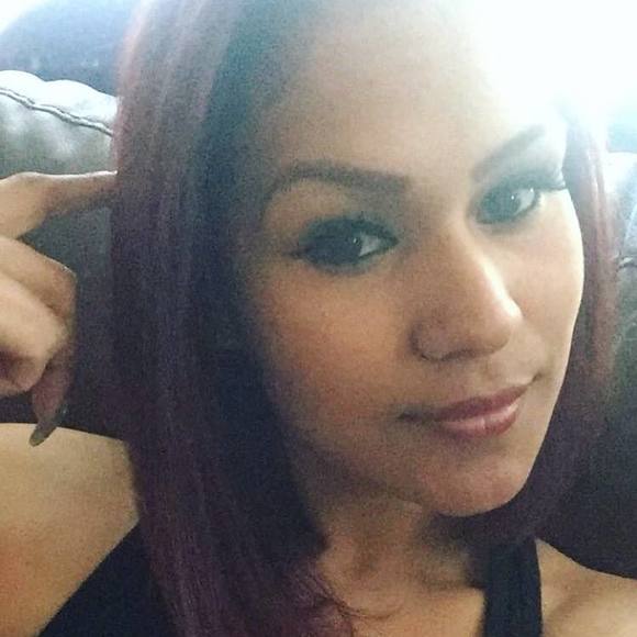 Meet your Posher, Glory ali