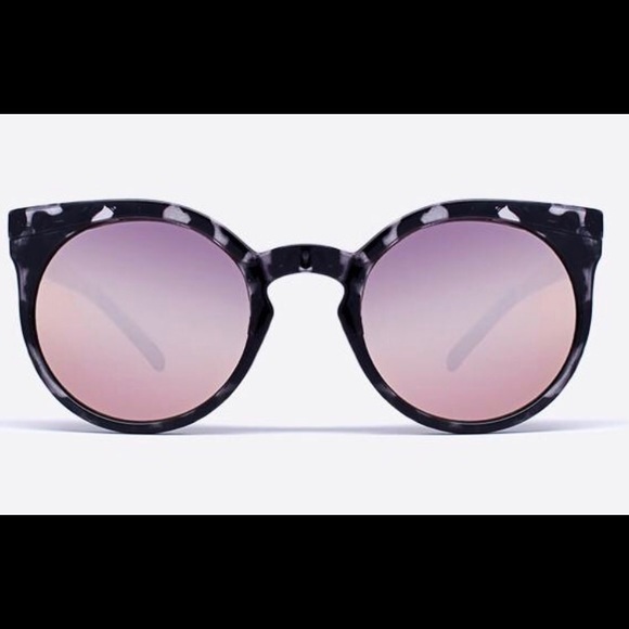 Quay Australia Kosha Sunglasses