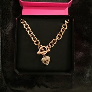 Rose gold Juicy Couture necklace