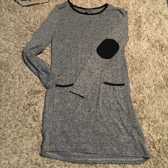 Dresses & Skirts - Quinn dress