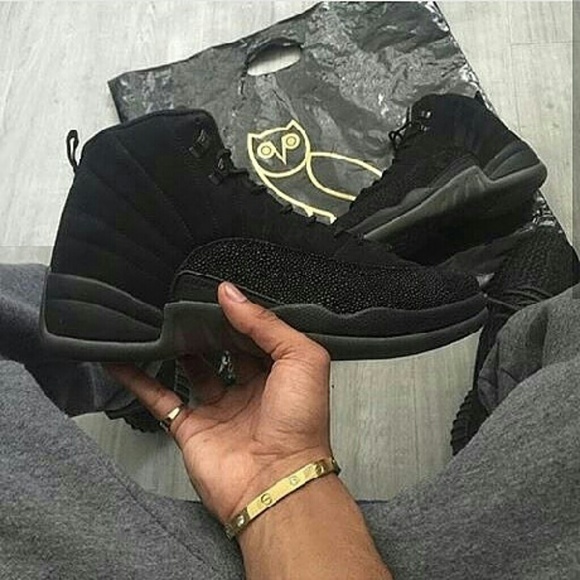 Black ovos 12s