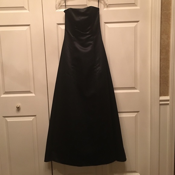 Two-toned Back Lace Dress