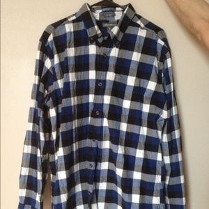 Eddie Bauer long sleeve button-up men's size L