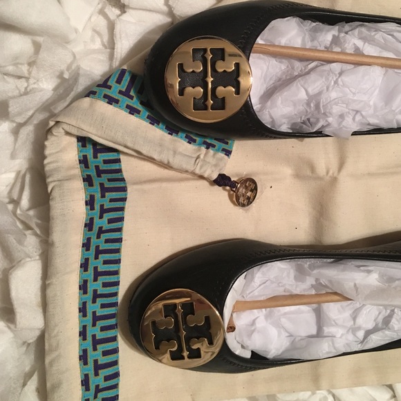 Tory Burch Reva Flats - Picture 4 of 4