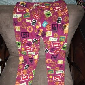 T&C LulaRoe Unicorn Passport leggings