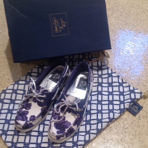 Host Pick Milly For Sperry Top Sider - Like New - image 3