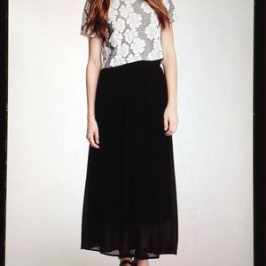 Miss Finch Maxi Skirt