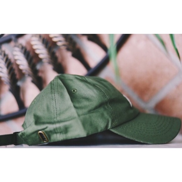 YEEZUS Dad hat army green brand new - Picture 2 of 2