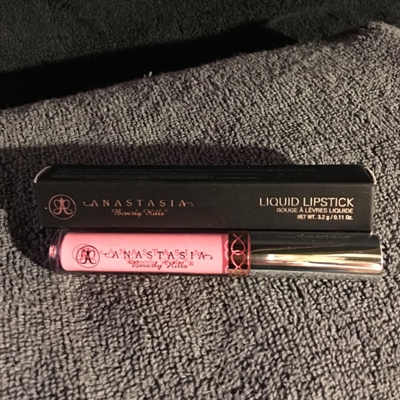 Anastasia Beverly Hills liquid lipstick