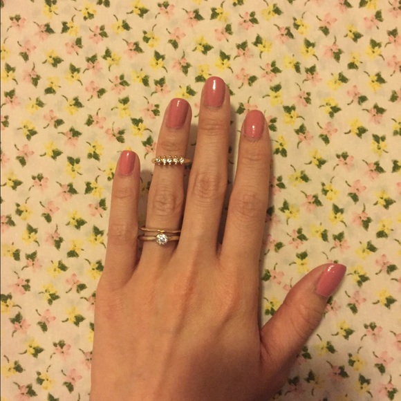 Set of rings