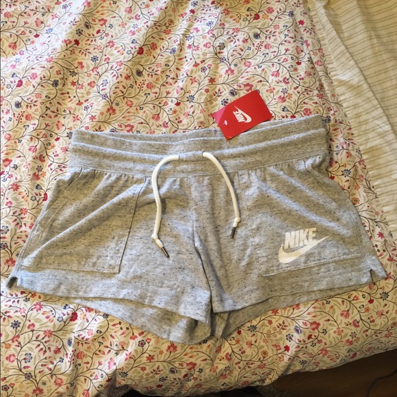 Nike Shorts Brand New (never worn)