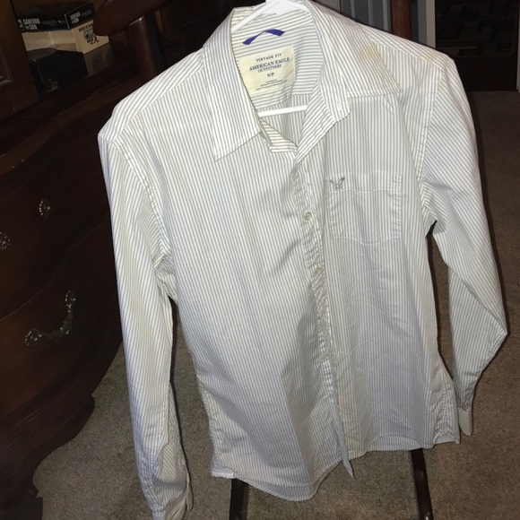 Small AE dress button down shirt.