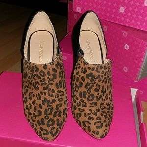 Leopard booties