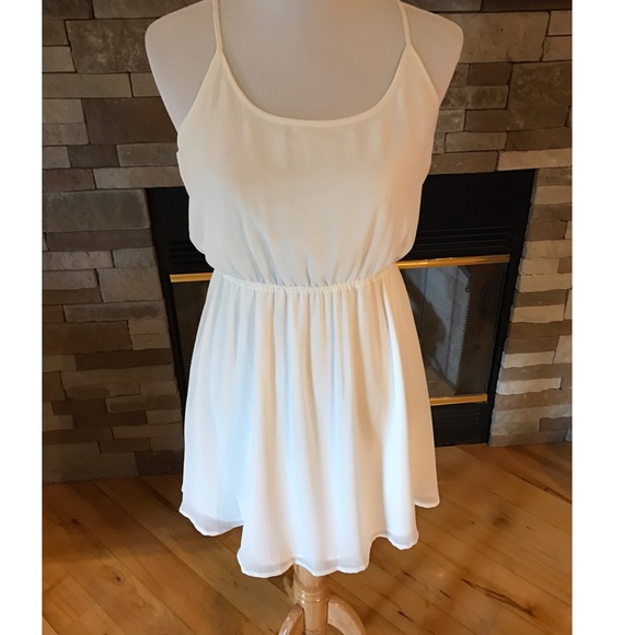 Lost April White Lattice Dress - Picture 5 of 8