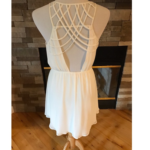 Lost April White Lattice Dress - Picture 6 of 8