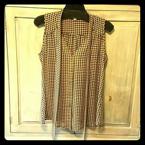 Donated 1/5 - Tie-neck sleeveless blouse