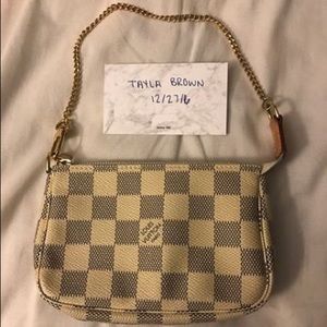louis vuitton mini pochette
