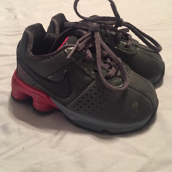 Baby size 4 Nike shocks