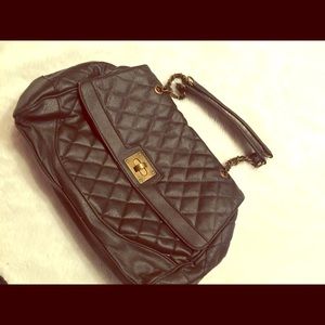 Quilted Black And Gold Turnlock