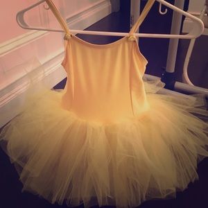 Small Child Yellow Tutu ⭐️brand new!