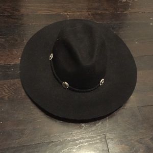 Cowboy hat (felt)