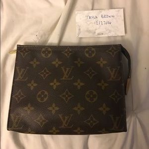 louis vuitton toiletry 19 monogram