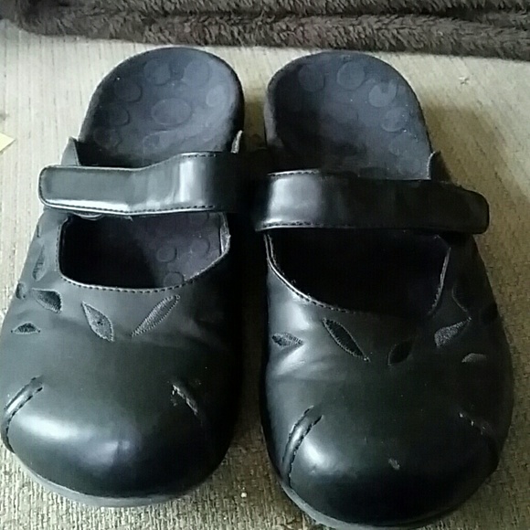 Hannah black orthotic mules size US6/EUR37
