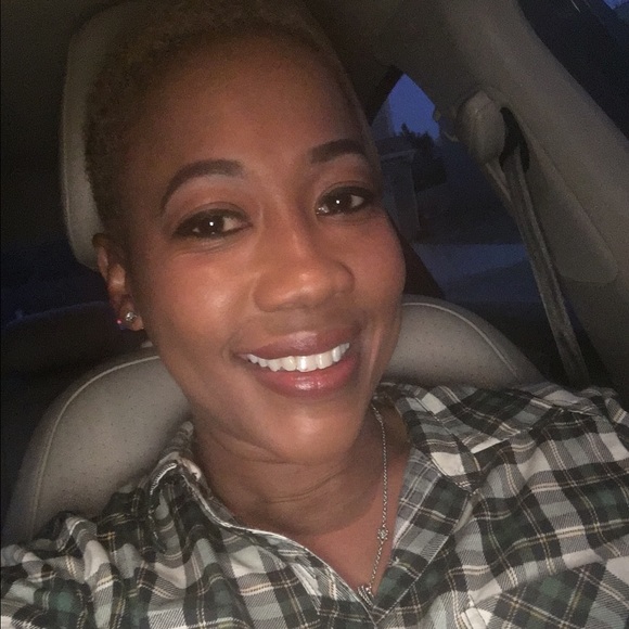 Meet your Posher, Shani
