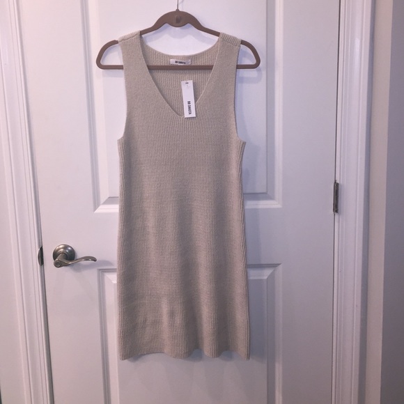 Brand new BB Dakota ribbed cream dress!