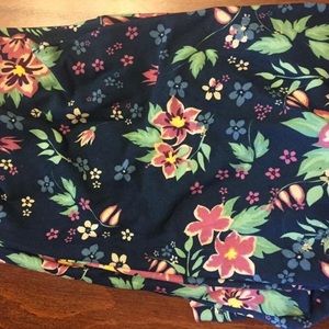 NWT OS Lularoe leggings